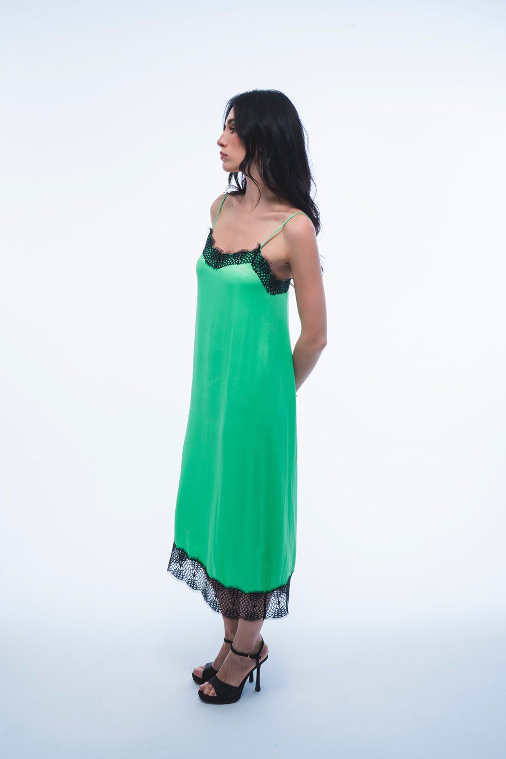Luna Jade image 2