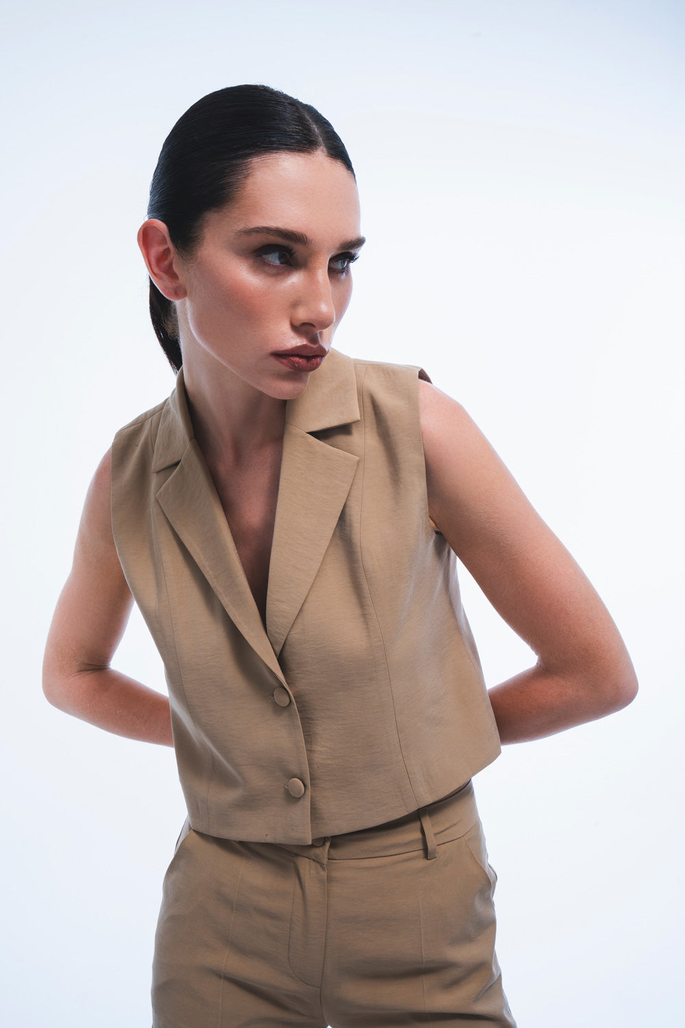 Pia Sand Vest image 0